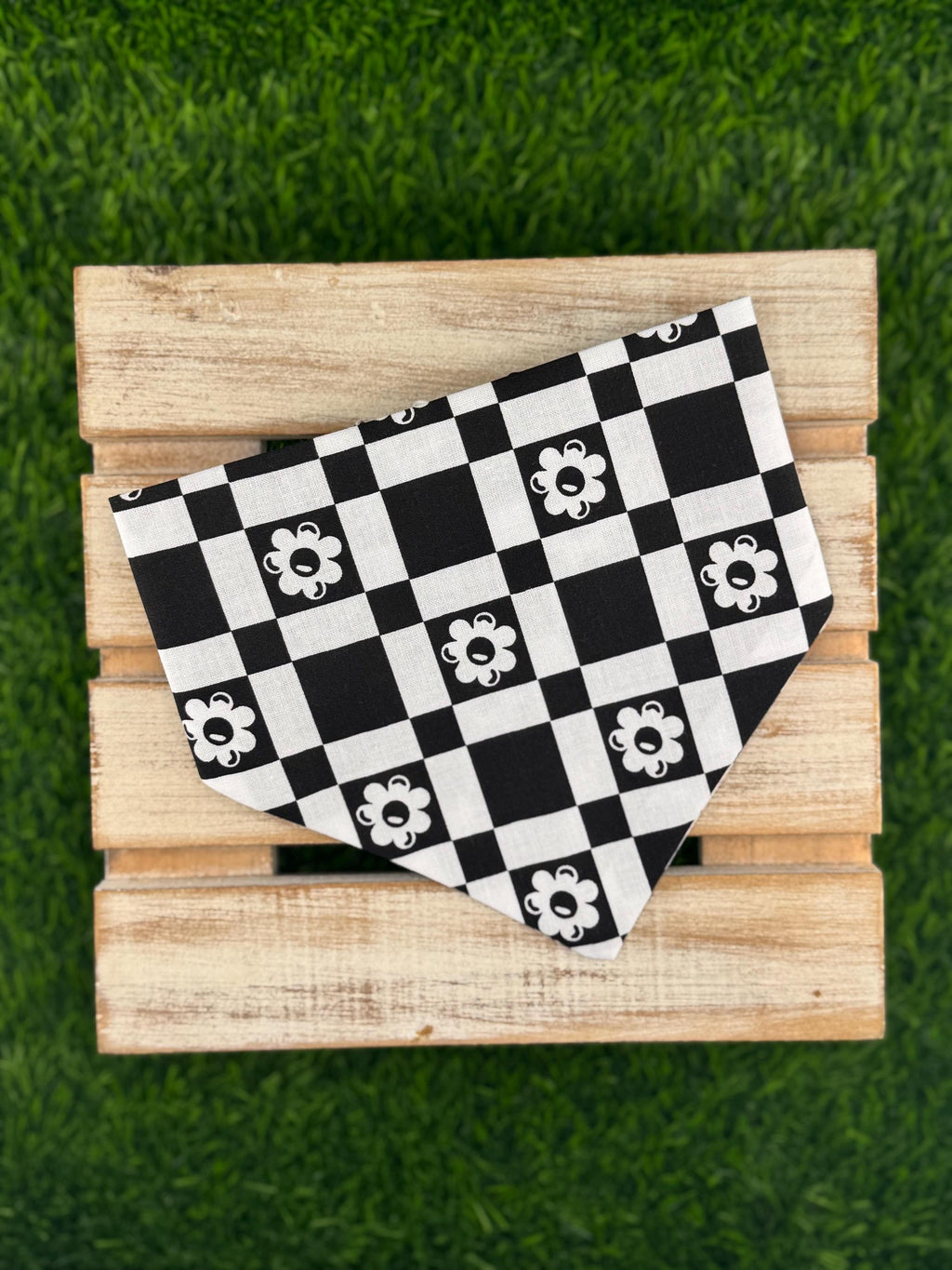 Black and White Flower Checkered Scrunchie Dog Bandana