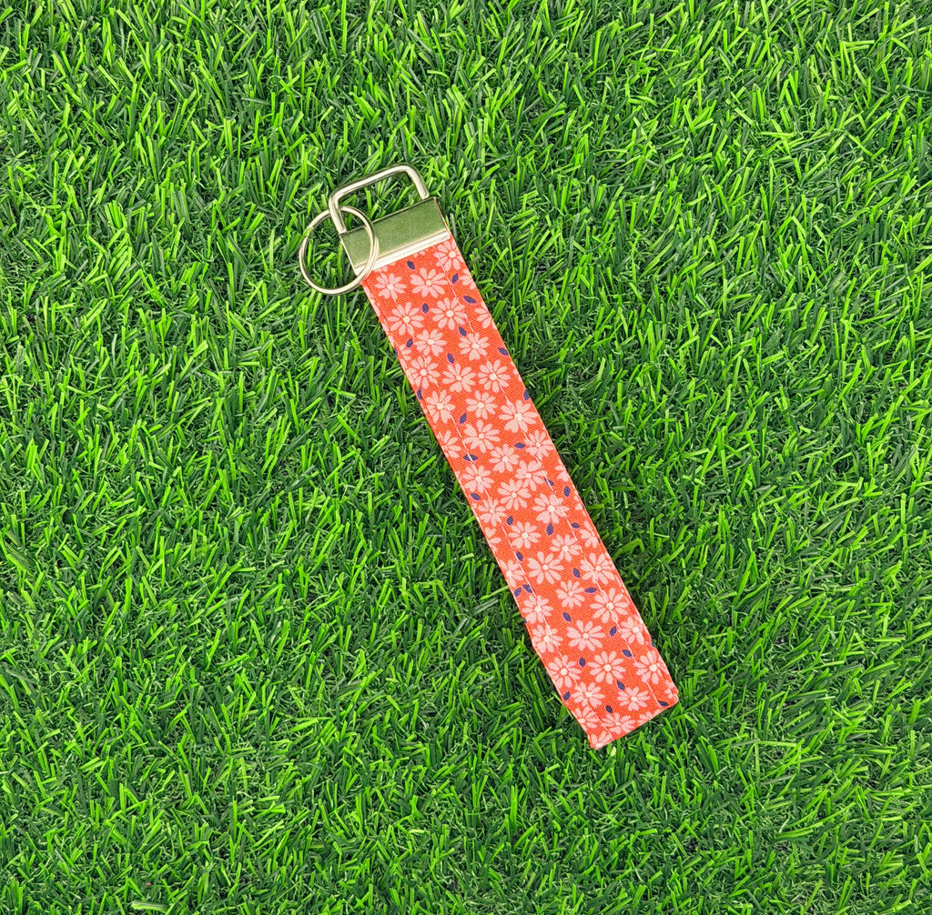 Ditsy Coral Wristlet