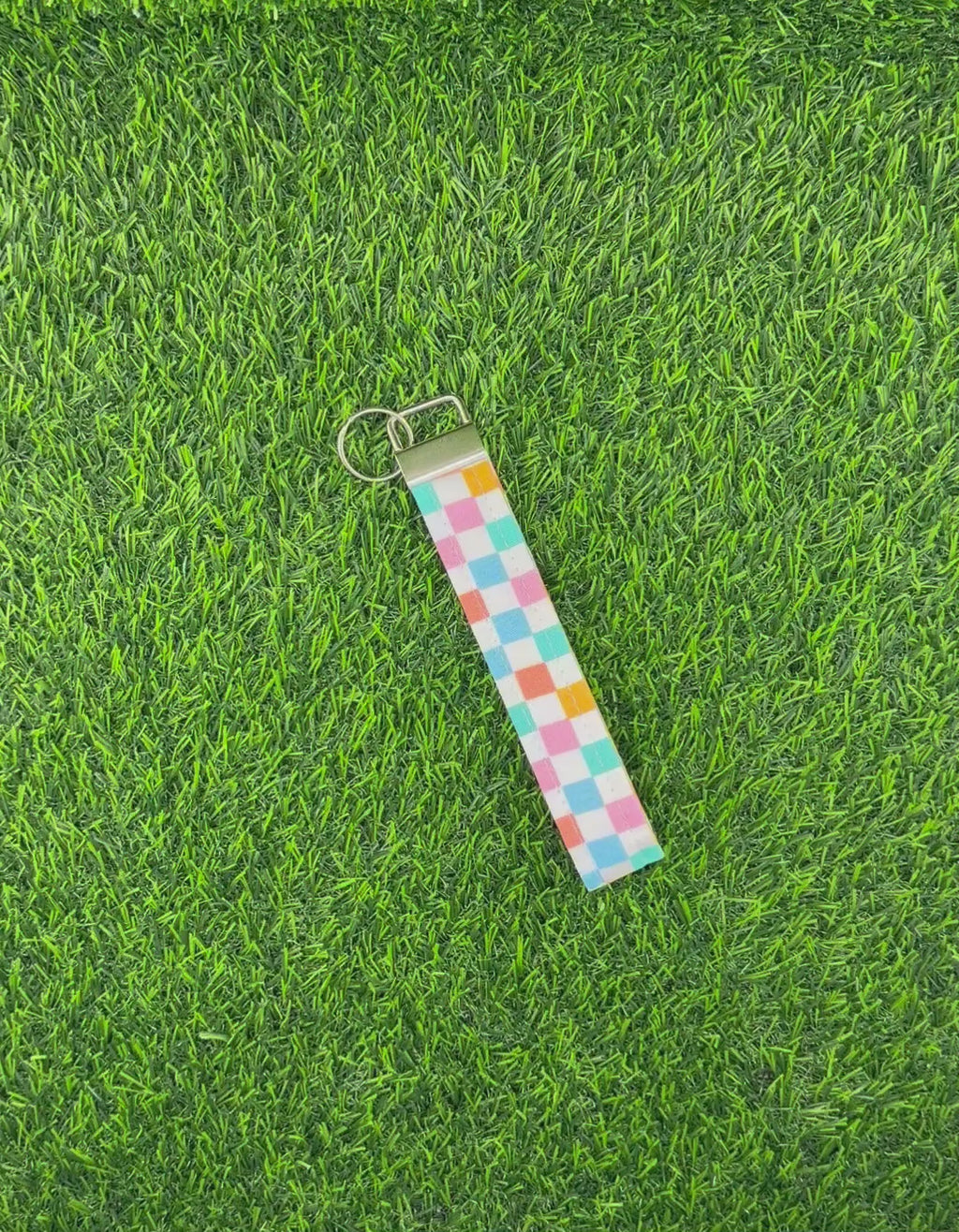 Retro Check Wristlet